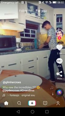 Interface de TikTok, le nouveau concurrent de Snapchat